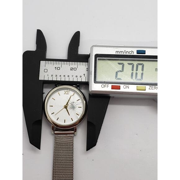 Women\'s watch, small face. WAC8635KL 520, PC21J, SR626SW